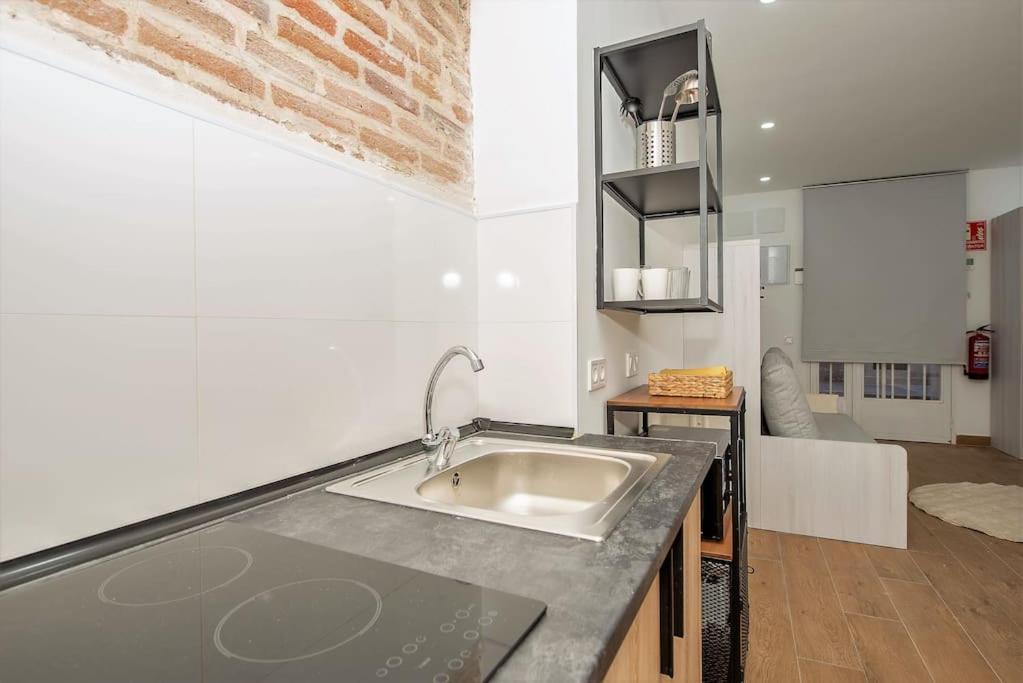 Estudio En Palacio La Latina Madrid Eksteriør billede